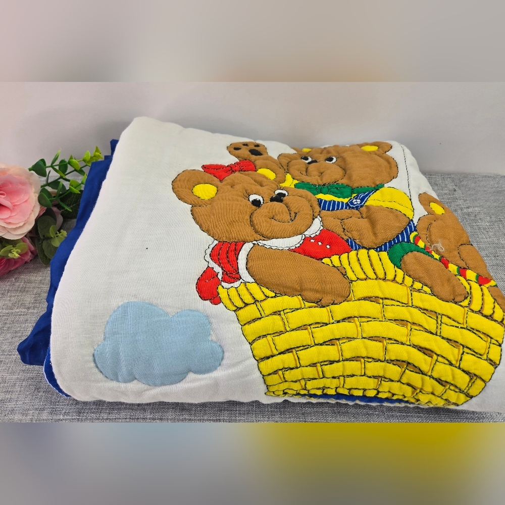 Vintage Handmade Crib Quilt Teddy Bear‎ Family Air Baloon, Toddler, 48"X34"